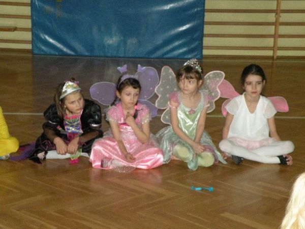 baL005.jpg