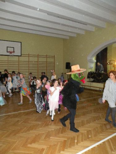 baL048.jpg
