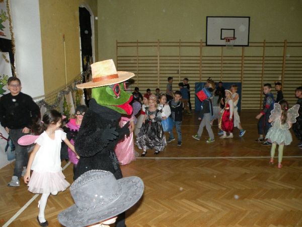baL049.jpg